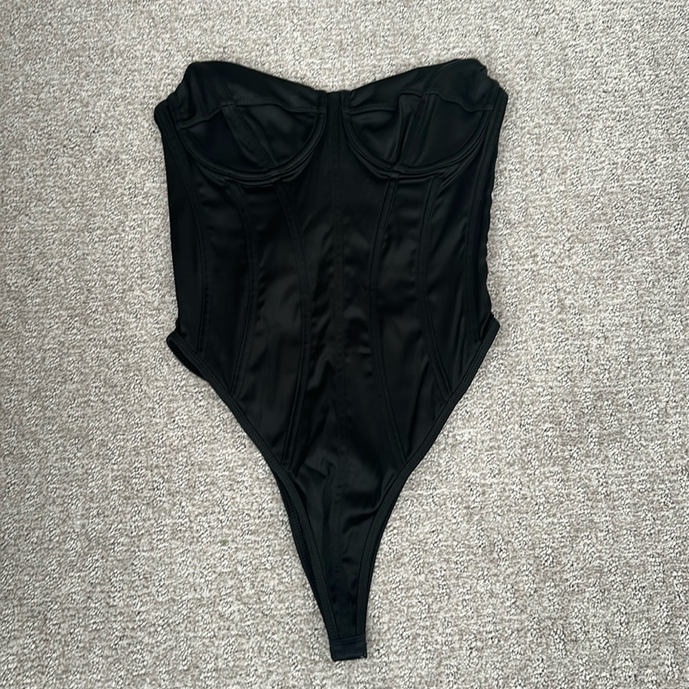 White Fox Bring The Heat Bodysuit Size Medium